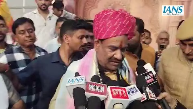 लोकसभा स्पीकर ओम बिड़ला ने महावीर के सत्य और अहिंसा के मार्ग पर जोर दिया लोकसभा स्पीकर ओम बिड़ला ने महावीर के सत्य और अहिंसा के मार्ग पर जोर दिया