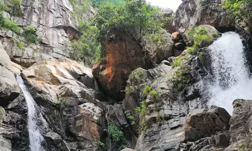 ओडिशा सुंदरगढ़ में 33 टूरिस्ट साइट्स डेवलप करेगा; DPR का आदेश दिया गया ओडिशा सुंदरगढ़ में 33 टूरिस्ट साइट्स डेवलप करेगा; DPR का आदेश दिया गया