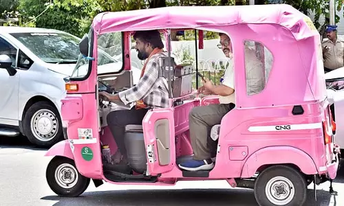पिंक ऑटो चलाने वाले पुरुषों के खिलाफ सख्त कार्रवाई : Chennai Collector