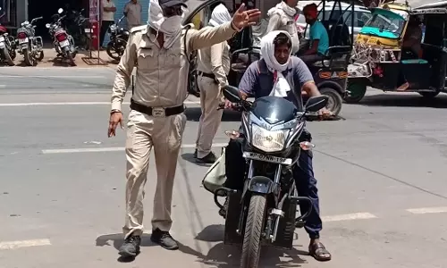 Auraiya: सात दिनों में 778 वाहन चालकों पर भारी जुर्माना