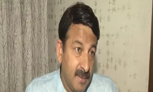 मनोज तिवारी ने बिहार में गिनाए विकास कार्य, राहुल गांधी पर लगाया लोगों को भड़काने का आरोप