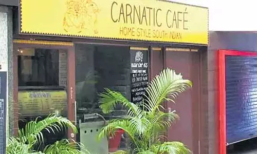 दिल्ली अदालत ने बेंगलुरु रेस्तरां पर कर्नाटक चिह्न उपयोग पर रोक लगाई दिल्ली अदालत ने बेंगलुरु रेस्तरां पर कर्नाटक चिह्न उपयोग पर रोक लगाई
