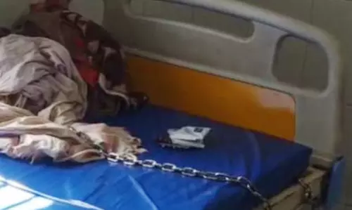 कमजोर हथकड़ी और फुर्र हो गया बंदी, जिला अस्पताल में हड़कंप