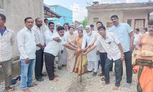Betamangala : सड़क निर्माण कार्यों के लिए भूमि पूजन Betamangala : सड़क निर्माण कार्यों के लिए भूमि पूजन