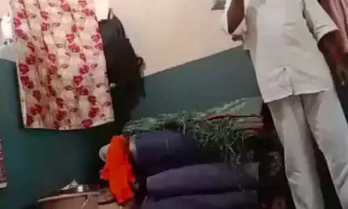 Bengaluru जेल: आतंकवादी-पापी मोबाइल पर पकड़े गए Bengaluru जेल: आतंकवादी-पापी मोबाइल पर पकड़े गए
