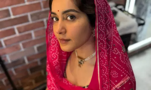 राशि खन्ना ने 120 बहादुर से भावनात्मक BTS पोस्ट किया राशि खन्ना ने 120 बहादुर से भावनात्मक BTS पोस्ट किया