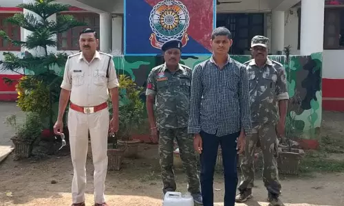 सिहावा पुलिस की तत्परता, महुआ शराब की अवैध बिक्री करते आरोपी गिरफ्तार