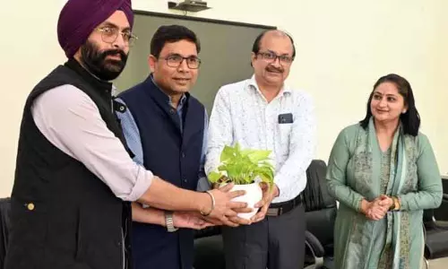 JU ने कुंदन सिंह के साथ इंटरैक्टिव सत्र का आयोजन किया