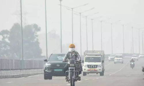 खेतों में आग लगने की घटनाएं बढ़ीं, लुधियाना में AQI बिगड़ा