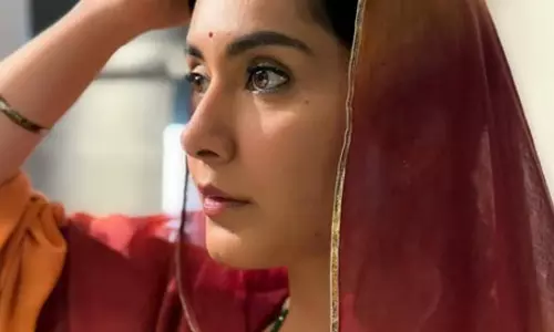 राशि खन्ना ने शेयर की 120 बहादुर से शगुन शैतान सिंह भाटी की झलक