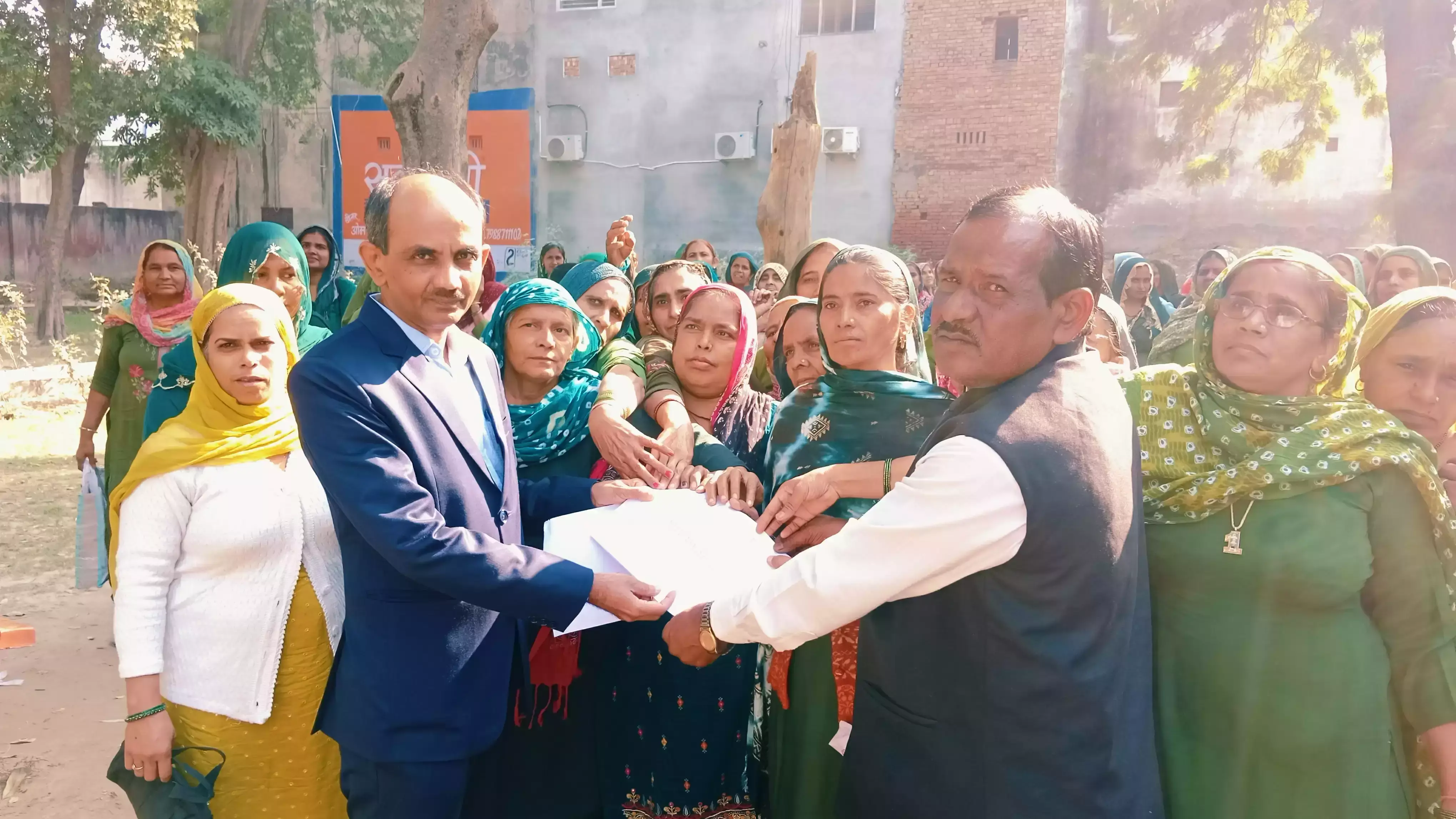Jind: मिड-डे मील वर्करों का जोरदार विरोध प्रदर्शन, मांगों पर जोर