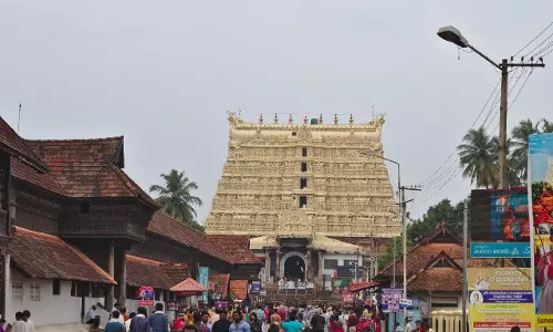 kerala: अदालत ने मंदिर कर्मचारियों से पॉलीग्राफ टेस्ट कराने का दिया निर्देश kerala: अदालत ने मंदिर कर्मचारियों से पॉलीग्राफ टेस्ट कराने का दिया निर्देश