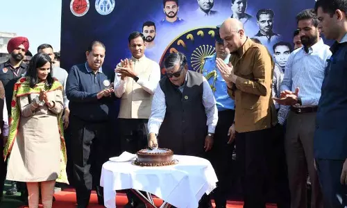 Chandigarh: भारतीय हॉकी के 100 वर्ष पूरे होने का जश्न
