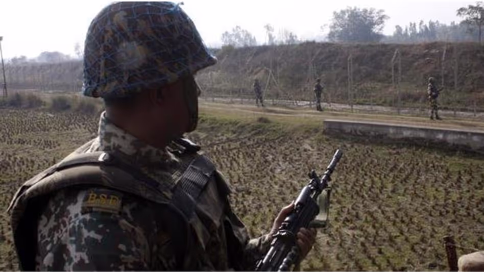 Tripura के सिपाहीजाला में संदिग्ध मवेशी तस्करों के हमले में बीएसएफ के पांच जवान घायल