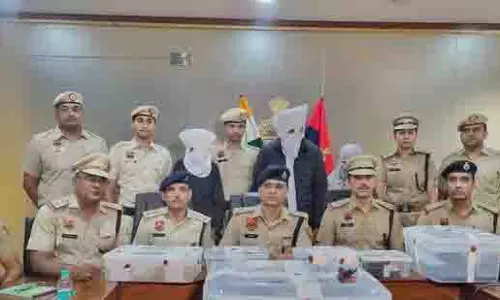 Gurugram: वकील और साथी जबरन वसूली में गिरफ्तार