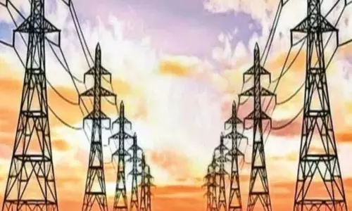 Pune Circle पर त्योहारों के बिलों का 436 करोड़ रुपये बकाया; महावितरण ने वसूली अभियान शुरू किया Pune Circle पर त्योहारों के बिलों का 436 करोड़ रुपये बकाया; महावितरण ने वसूली अभियान शुरू किया