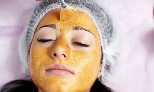गोल्डन ब्लीच से चमकदार त्वचा, जानें सही तरीका