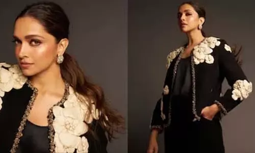 Deepika Padukone ने GLS 2025 में सब्यसाची लुक में दी पावर और स्टाइल की मास्टरक्लास Deepika Padukone ने GLS 2025 में सब्यसाची लुक में दी पावर और स्टाइल की मास्टरक्लास