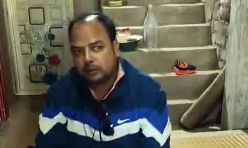 TMC booth अध्यक्ष के साथ गणना फॉर्म बांटने के आरोप में बीएलओ पर मामला दर्ज