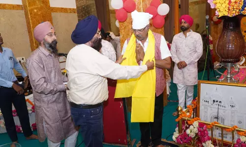 सांसद बृजमोहन अग्रवाल ने बागबहरा के नव-निर्मित गुरुद्वारा में लिया आशीर्वाद सांसद बृजमोहन अग्रवाल ने बागबहरा के नव-निर्मित गुरुद्वारा में लिया आशीर्वाद