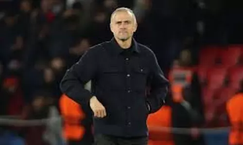 PSG को चोटिल खिलाड़ियों के बावजूद विंटर ट्रांसफर में जल्दबाजी नहीं: Luis Enrique PSG को चोटिल खिलाड़ियों के बावजूद विंटर ट्रांसफर में जल्दबाजी नहीं: Luis Enrique