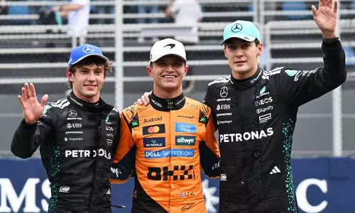 Formula 1: साओ पाउलो स्प्रिंट रेस में लैंडो नॉरिस की शानदार जीत Formula 1: साओ पाउलो स्प्रिंट रेस में लैंडो नॉरिस की शानदार जीत