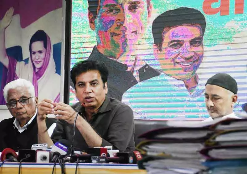 दिल्ली कांग्रेस ने वोट चोर-गड्डी छोड़ अभियान में 4.37 लाख से अधिक हस्ताक्षर एकत्र किए दिल्ली कांग्रेस ने वोट चोर-गड्डी छोड़ अभियान में 4.37 लाख से अधिक हस्ताक्षर एकत्र किए