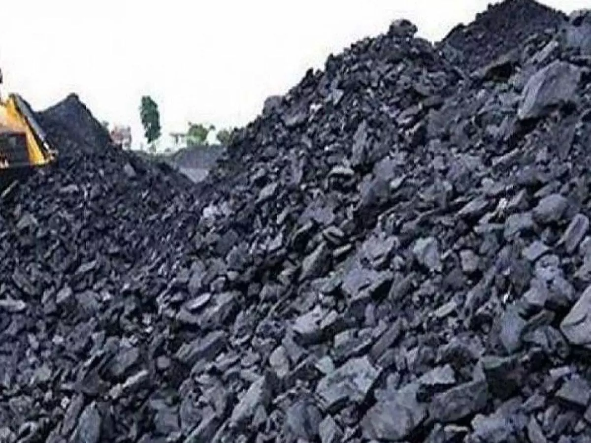 भूमिगत कोयला खनन : भारत में पर्यावरणीय संतुलन और सामाजिक प्रगति की ओर निर्णायक कदम भूमिगत कोयला खनन : भारत में पर्यावरणीय संतुलन और सामाजिक प्रगति की ओर निर्णायक कदम
