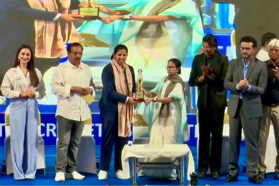 Bengal सरकार ने महिला वनडे विश्व कप स्टार ऋचा घोष को डीएसपी नियुक्त किया Bengal सरकार ने महिला वनडे विश्व कप स्टार ऋचा घोष को डीएसपी नियुक्त किया