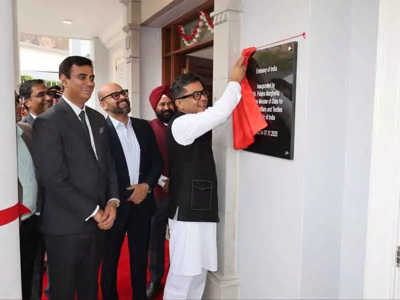 विदेश राज्य मंत्री मार्गेरिटा ने बोलीविया में भारतीय दूतावास का नया भवन उद्घाटित किया विदेश राज्य मंत्री मार्गेरिटा ने बोलीविया में भारतीय दूतावास का नया भवन उद्घाटित किया