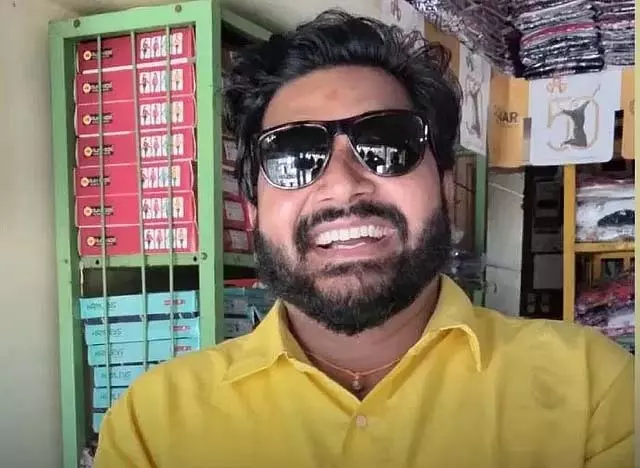 Gadag-Betageri: एक आदमी ने अपने अंतिम संस्कार की तैयारी के दौरान सांस लेकर सबको हैरान कर दिया Gadag-Betageri: एक आदमी ने अपने अंतिम संस्कार की तैयारी के दौरान सांस लेकर सबको हैरान कर दिया