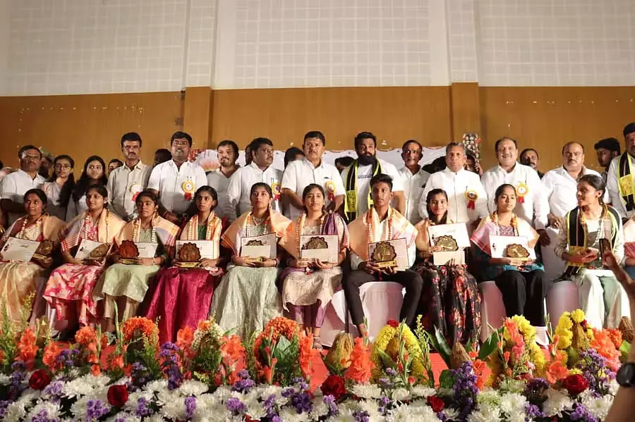 संगोली रायन्ना की मूर्ति के निर्माण के लिए कार्रवाई: K.H. Muniyappa संगोली रायन्ना की मूर्ति के निर्माण के लिए कार्रवाई: K.H. Muniyappa
