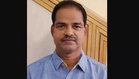 पिताबास हत्याकांड: परिजनों ने लगाया जान से मारने की धमकी का आरोप पिताबास हत्याकांड: परिजनों ने लगाया जान से मारने की धमकी का आरोप