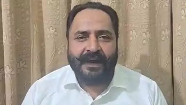 Punjab : रेप केस में फरार AAP विधायक ऑस्ट्रेलिया भाग गया Punjab : रेप केस में फरार AAP विधायक ऑस्ट्रेलिया भाग गया