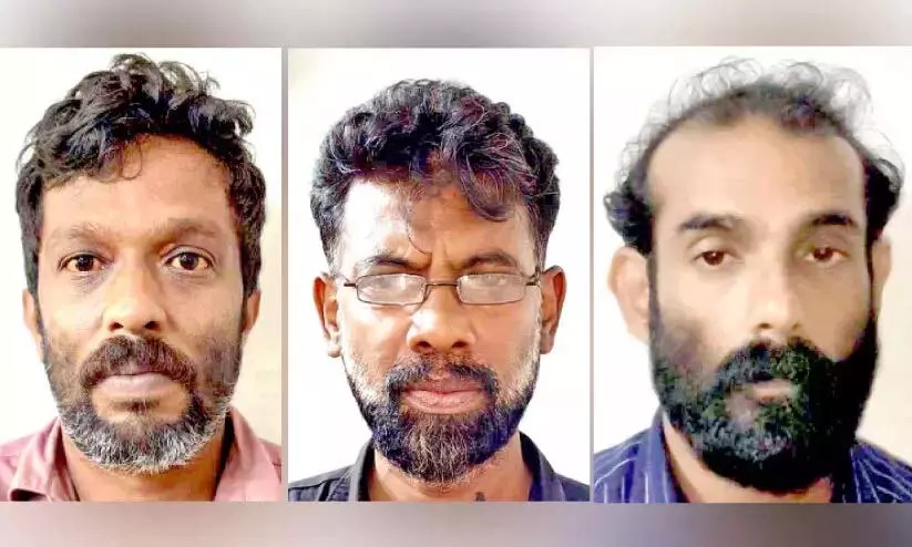 Kerala : बस यात्री लूट मामले में तीन गिरफ्तार Kerala : बस यात्री लूट मामले में तीन गिरफ्तार