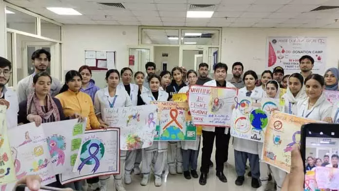 SCI जम्मू ने राष्ट्रीय कैंसर जागरूकता दिवस पर पोस्टर-मेकिंग प्रतियोगिता का आयोजन किया SCI जम्मू ने राष्ट्रीय कैंसर जागरूकता दिवस पर पोस्टर-मेकिंग प्रतियोगिता का आयोजन किया