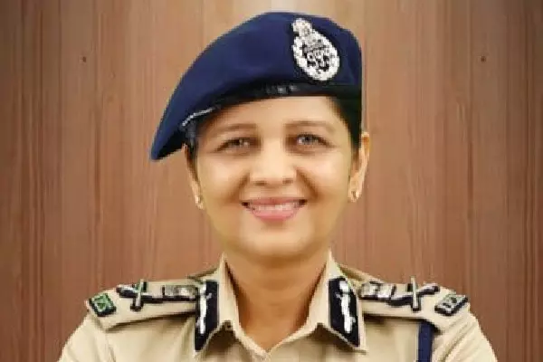 Telangana साइबर सुरक्षा ब्यूरो ने बहु-राज्यीय अभियान में 81 धोखेबाजों को पकड़ा Telangana साइबर सुरक्षा ब्यूरो ने बहु-राज्यीय अभियान में 81 धोखेबाजों को पकड़ा