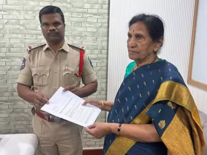 जुबली हिल्स विधायक की मां बोलीं: मेरे बेटे की मौत एक रहस्य जुबली हिल्स विधायक की मां बोलीं: मेरे बेटे की मौत एक रहस्य