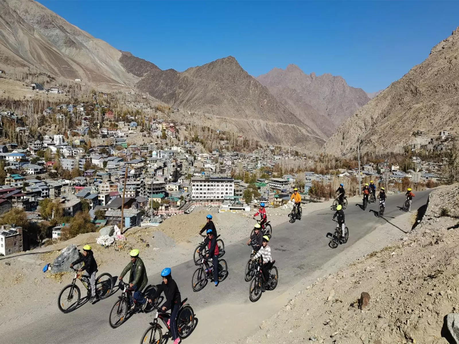 हिमालय से बंगाल तक फिट इंडिया संडे में साइकिल राइड हिमालय से बंगाल तक फिट इंडिया संडे में साइकिल राइड