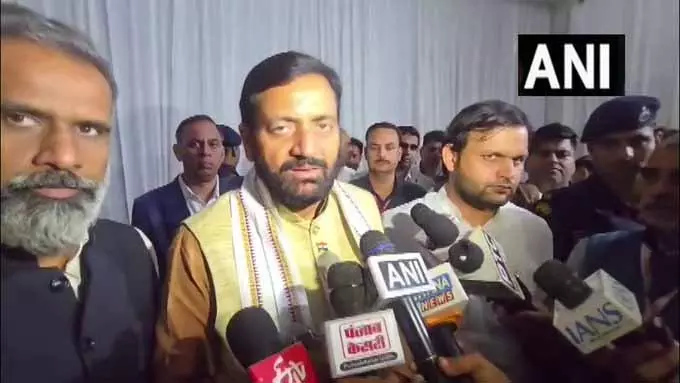 हरियाणा सीएम सैनी का राहुल गांधी पर पलटवार हरियाणा सीएम सैनी का राहुल गांधी पर पलटवार