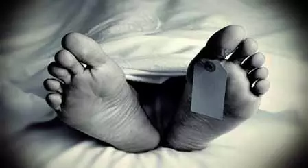 प्रसव के बाद महिला की मौत, डॉक्टरों पर लापरवाही का आरोप प्रसव के बाद महिला की मौत, डॉक्टरों पर लापरवाही का आरोप