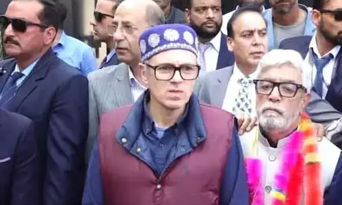 उमर अब्दुल्ला: पीडीपी ने अनुच्छेद 370 हटाने में भाजपा की मदद की
