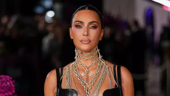 Kim Kardashian ने खुलासा किया कि वह कैलिफोर्निया बार परीक्षा में असफल रहीं Kim Kardashian ने खुलासा किया कि वह कैलिफोर्निया बार परीक्षा में असफल रहीं