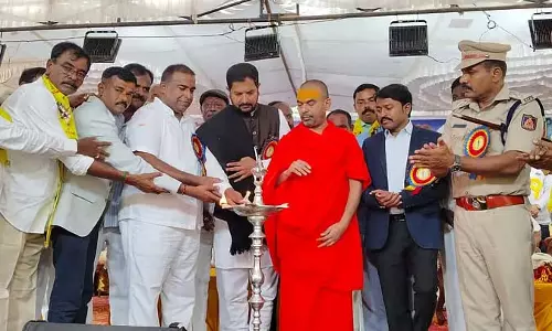 स्वार्थ के लिए कबीलों की लड़ाई बंद नहीं होनी चाहिए: सिद्धारमानंद पुरी स्वामीजी स्वार्थ के लिए कबीलों की लड़ाई बंद नहीं होनी चाहिए: सिद्धारमानंद पुरी स्वामीजी