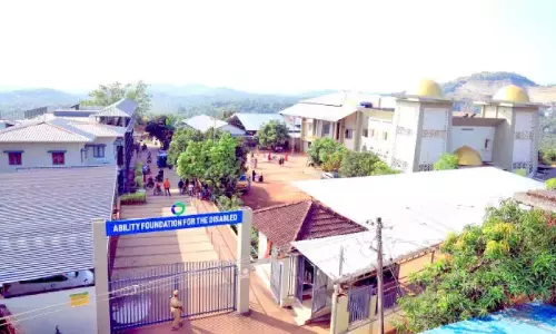राज्य विशिष्ट सेवा पुरस्कार; जिला प्रशासन भवन में सम्मान की पूर्ण व्यवस्था राज्य विशिष्ट सेवा पुरस्कार; जिला प्रशासन भवन में सम्मान की पूर्ण व्यवस्था