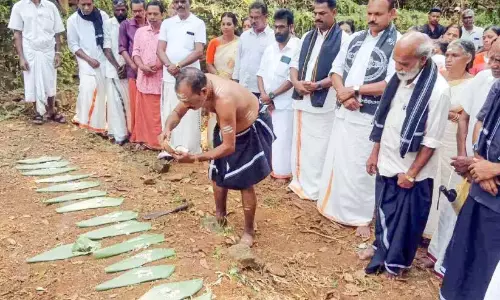 Kerala : सबरीमाला वन पथ पूजा भक्ति से भरपूर Kerala : सबरीमाला वन पथ पूजा भक्ति से भरपूर
