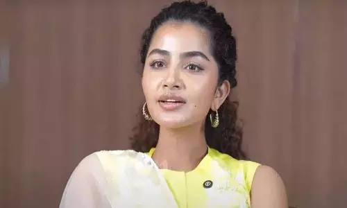 अभिनेत्री Anupama Parameswaran ने साइबर उत्पीड़न के खिलाफ शिकायत दर्ज कराई अभिनेत्री Anupama Parameswaran ने साइबर उत्पीड़न के खिलाफ शिकायत दर्ज कराई