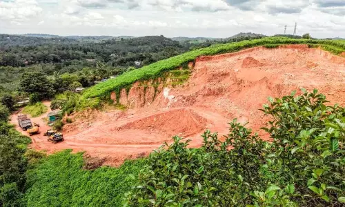Kerala ; कडलकुम्माला की सुरक्षा की मांग मजबूत Kerala ; कडलकुम्माला की सुरक्षा की मांग मजबूत