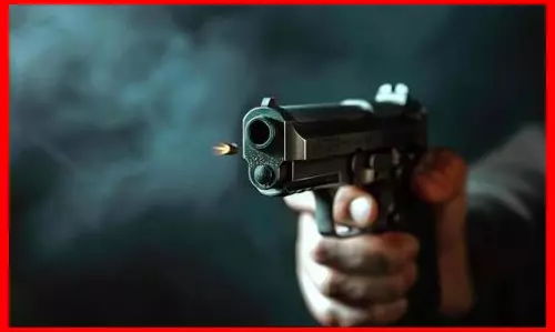पिस्टल, क्लासमेट और नाबालिग! सनसनीखेज वारदात ने मचाई खलबली पिस्टल, क्लासमेट और नाबालिग! सनसनीखेज वारदात ने मचाई खलबली