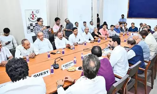 Andhra : कुप्पम में सात उद्योगों का शिलान्यास किया गया